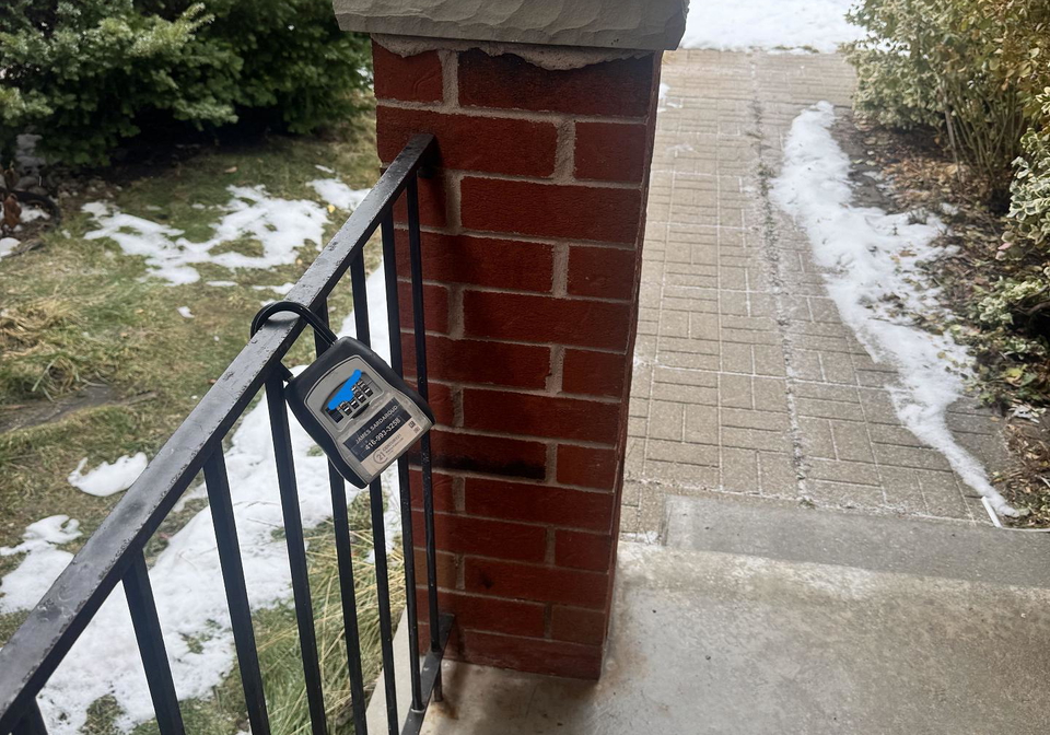 396-hewitt-circle-newmarket-ontario-n12680004