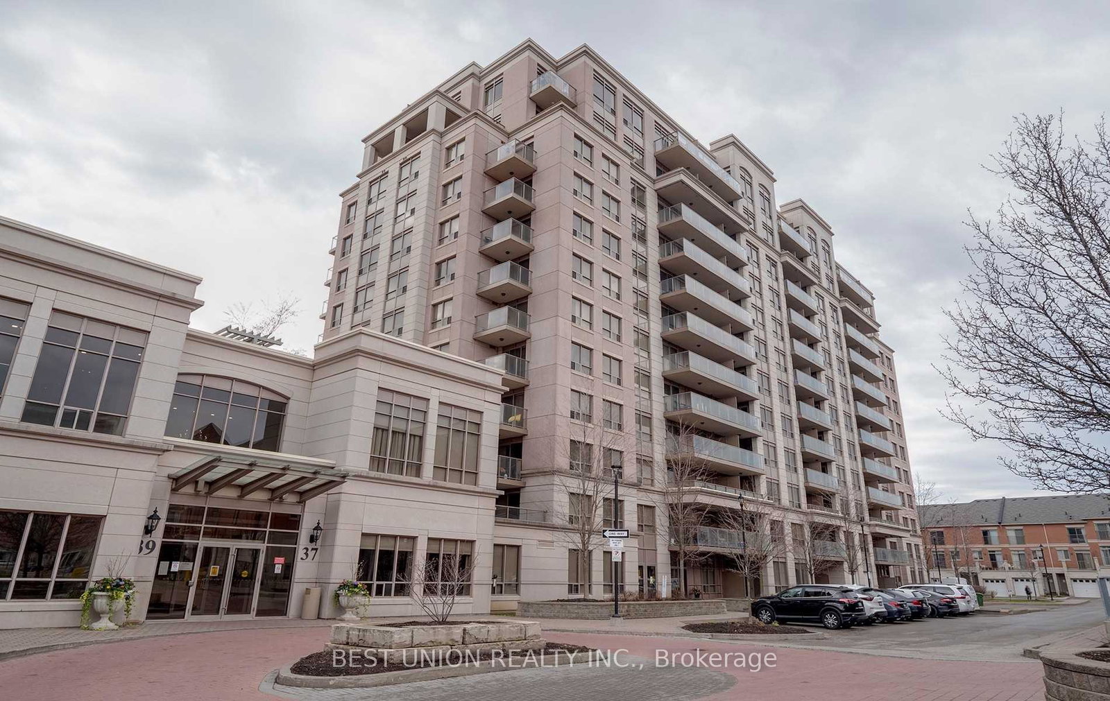 39-galleria-parkway-markham-ontario-n12681740