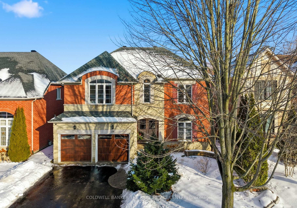 19-deerhorn-crescent-aurora-ontario-n12681834