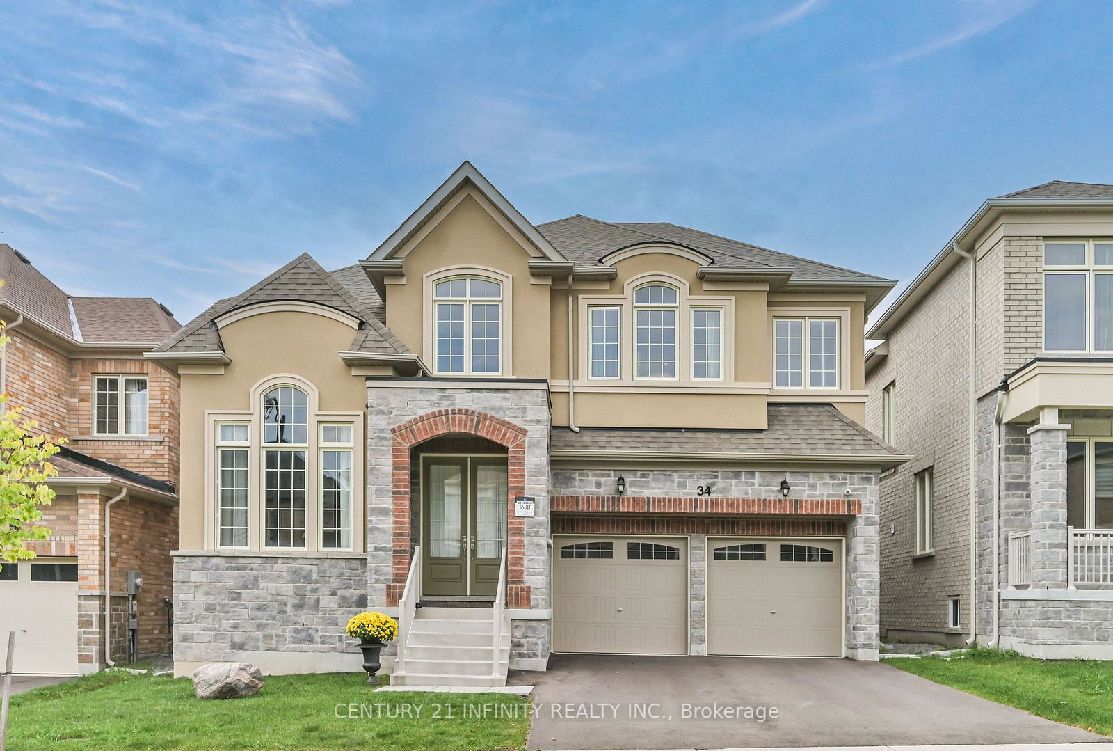 34-watershed-gate-east-gwillimbury-ontario-n12682508