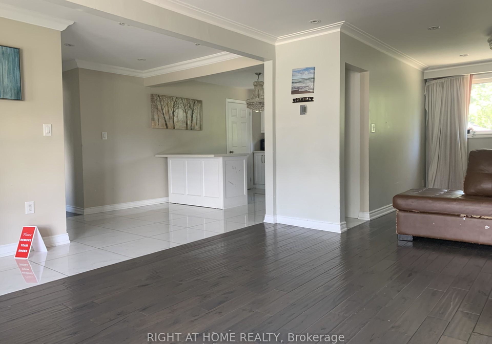 26-arrowflight-drive-markham-ontario-n12682958