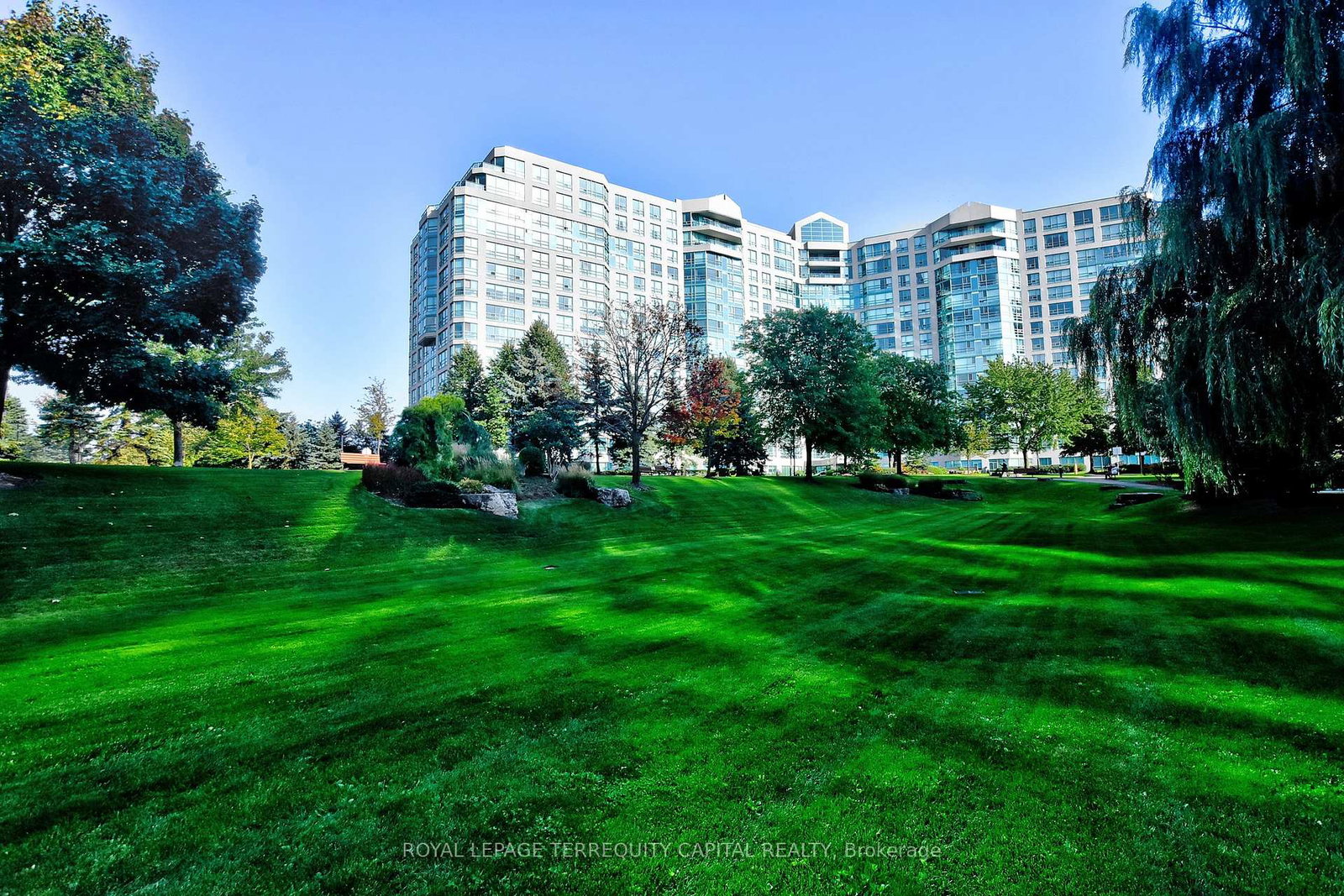 7825-bayview-avenue-markham-ontario-n12683502