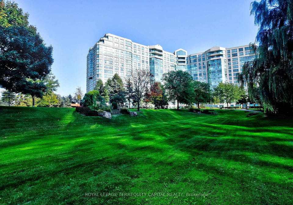 7825-bayview-avenue-markham-ontario-n12683502