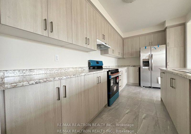 49-kenneth-rogers-crescent-east-gwillimbury-ontario-n12683990
