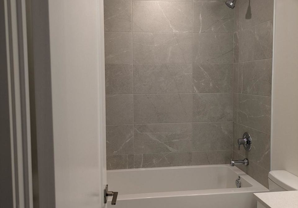 715-davis-drive-newmarket-ontario-n12684086
