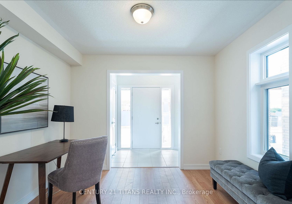 48-dandara-gate-vaughan-ontario-n12684986