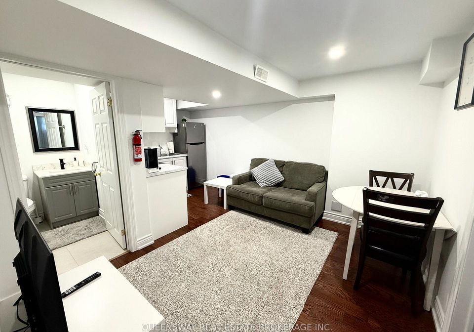 35-oakmoor-lane-n-markham-ontario-n12685014