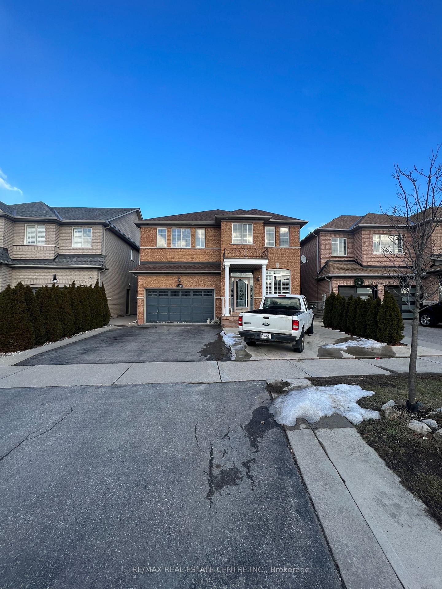 1265-clarence-street-vaughan-ontario-n12685166