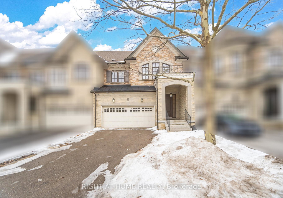 12-jenny-thompson-court-richmond-hill-ontario-n12685452