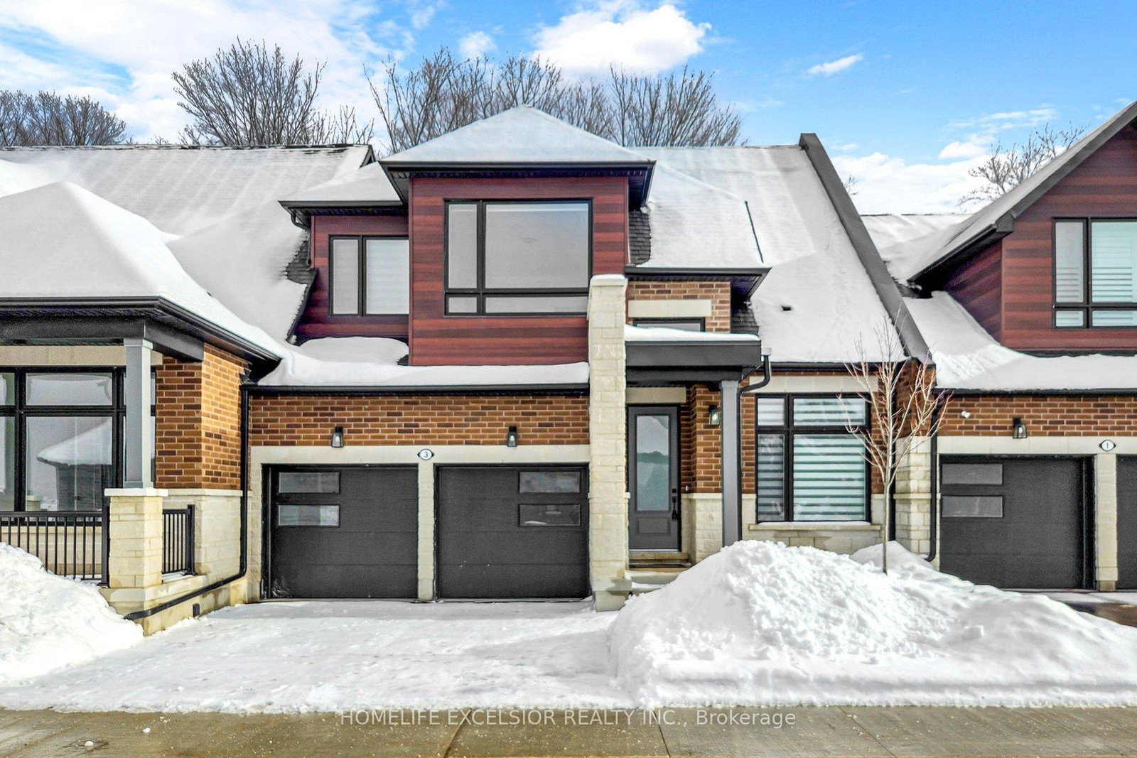 3-vern-robertson-gate-uxbridge-ontario-n12685682