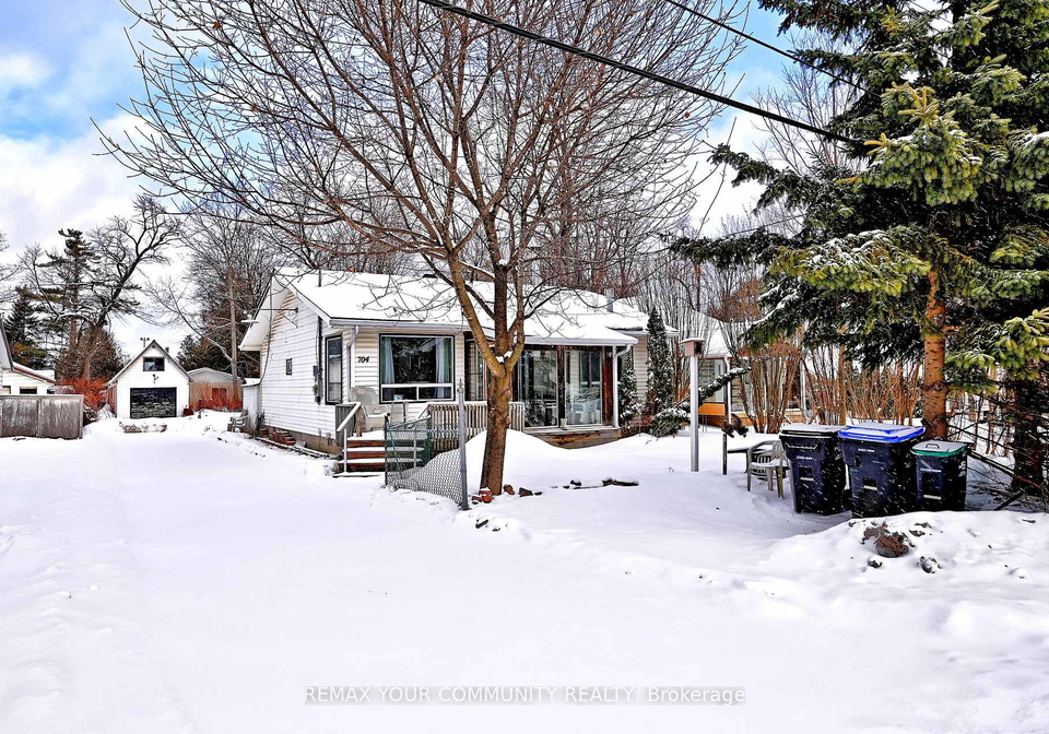 704-hastings-avenue-innisfil-ontario-n12685956
