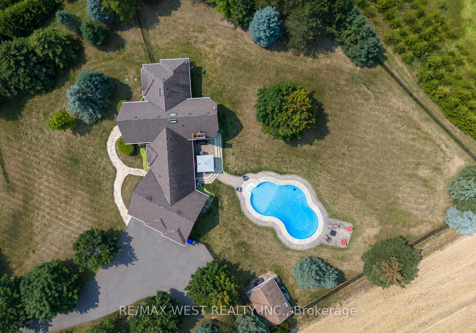 7636-county-1-adjala-tosorontio-ontario-n12686378