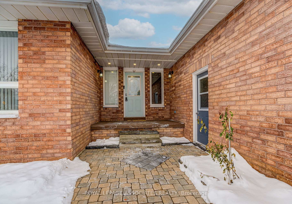 130-cunningham-drive-new-tecumseth-ontario-n12687678