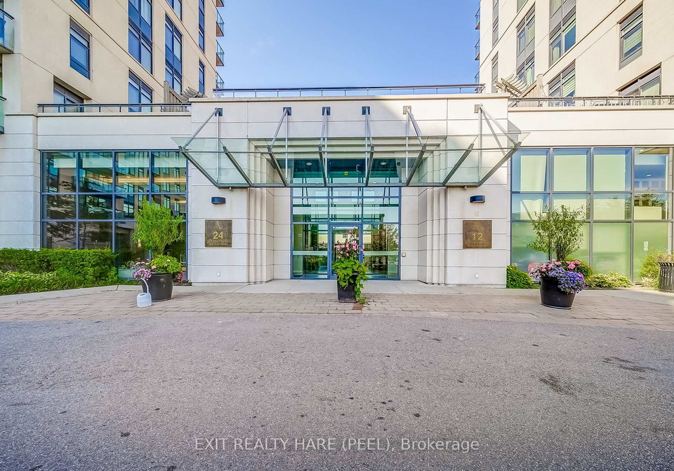 12-woodstream-boulevard-vaughan-ontario-n12687728