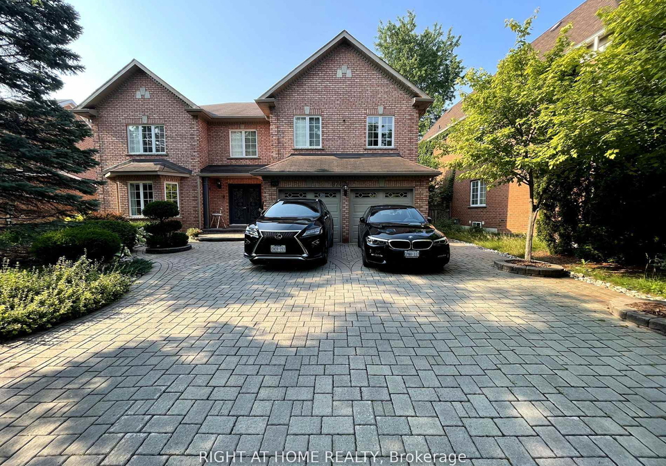 974-creebridge-crescent-newmarket-ontario-n12687794