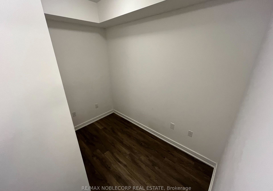100-eagle-rock-way-vaughan-ontario-n12688094