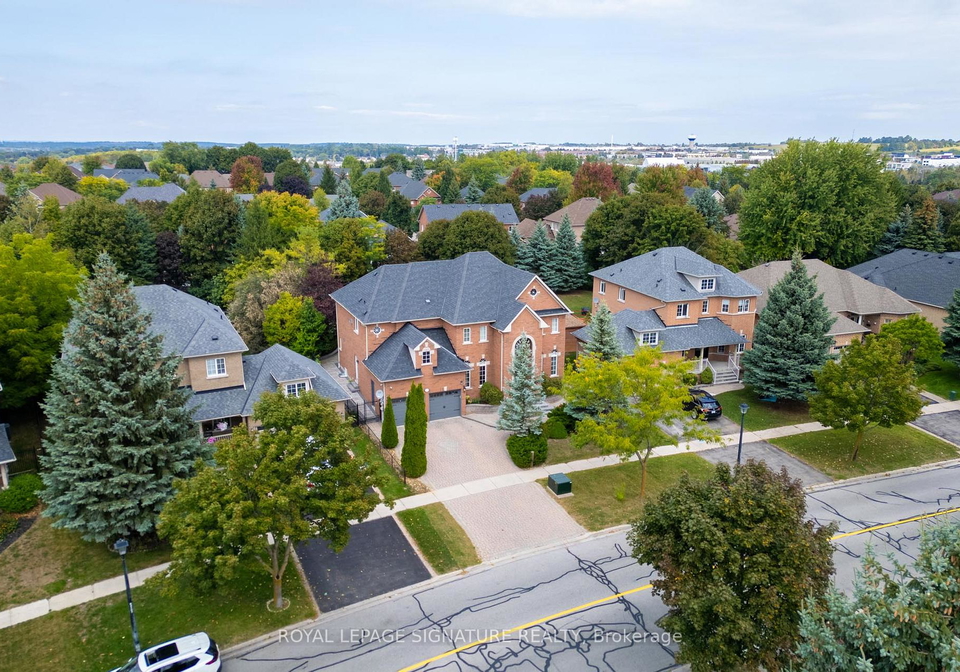 1067-ivsbridge-boulevard-newmarket-ontario-n12689116