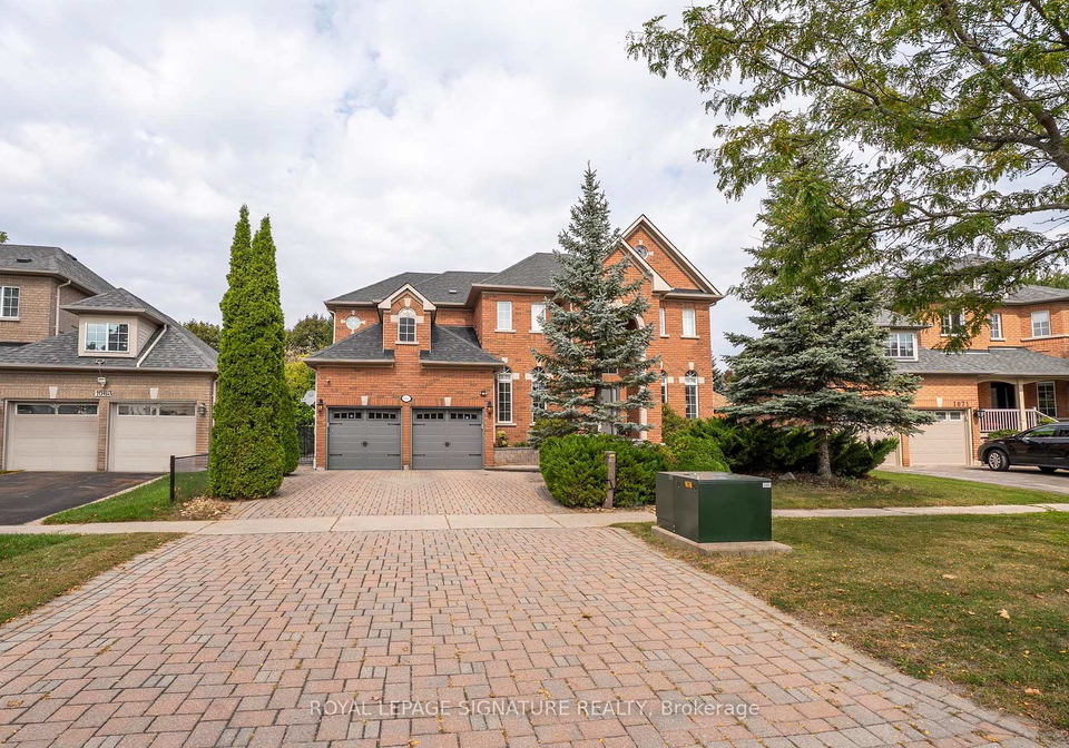 1067-ivsbridge-boulevard-newmarket-ontario-n12689116