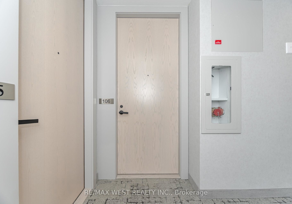 28-interchange-way-vaughan-ontario-n12689468