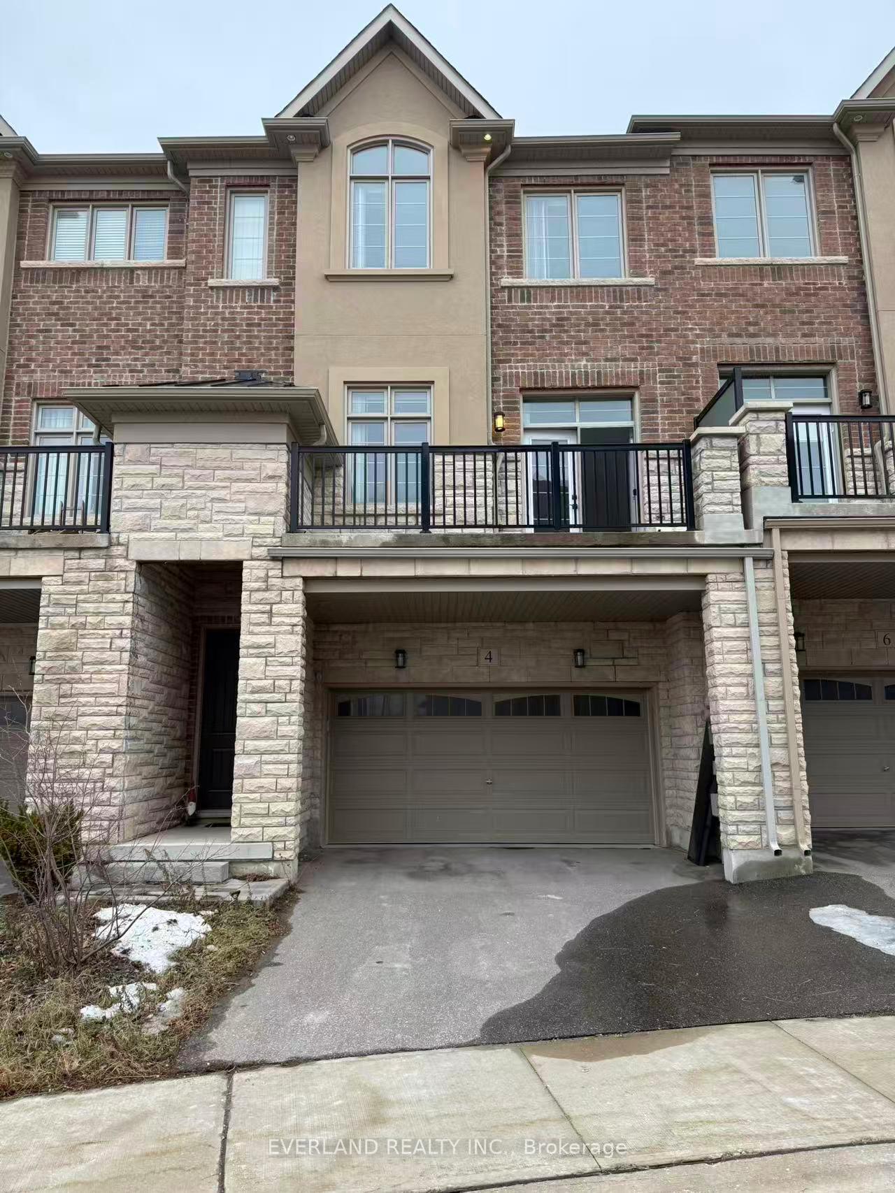 4-creekvalley-lane-markham-ontario-n12689836