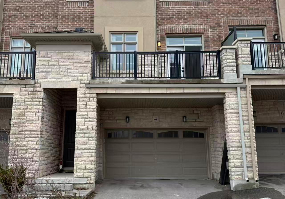4-creekvalley-lane-markham-ontario-n12689836