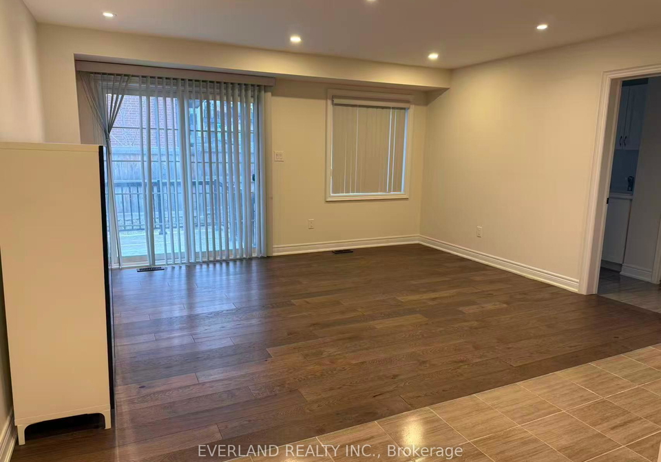 4-creekvalley-lane-markham-ontario-n12689836