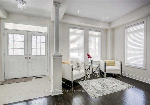 1129-grainger-trail-newmarket-ontario-n12690022