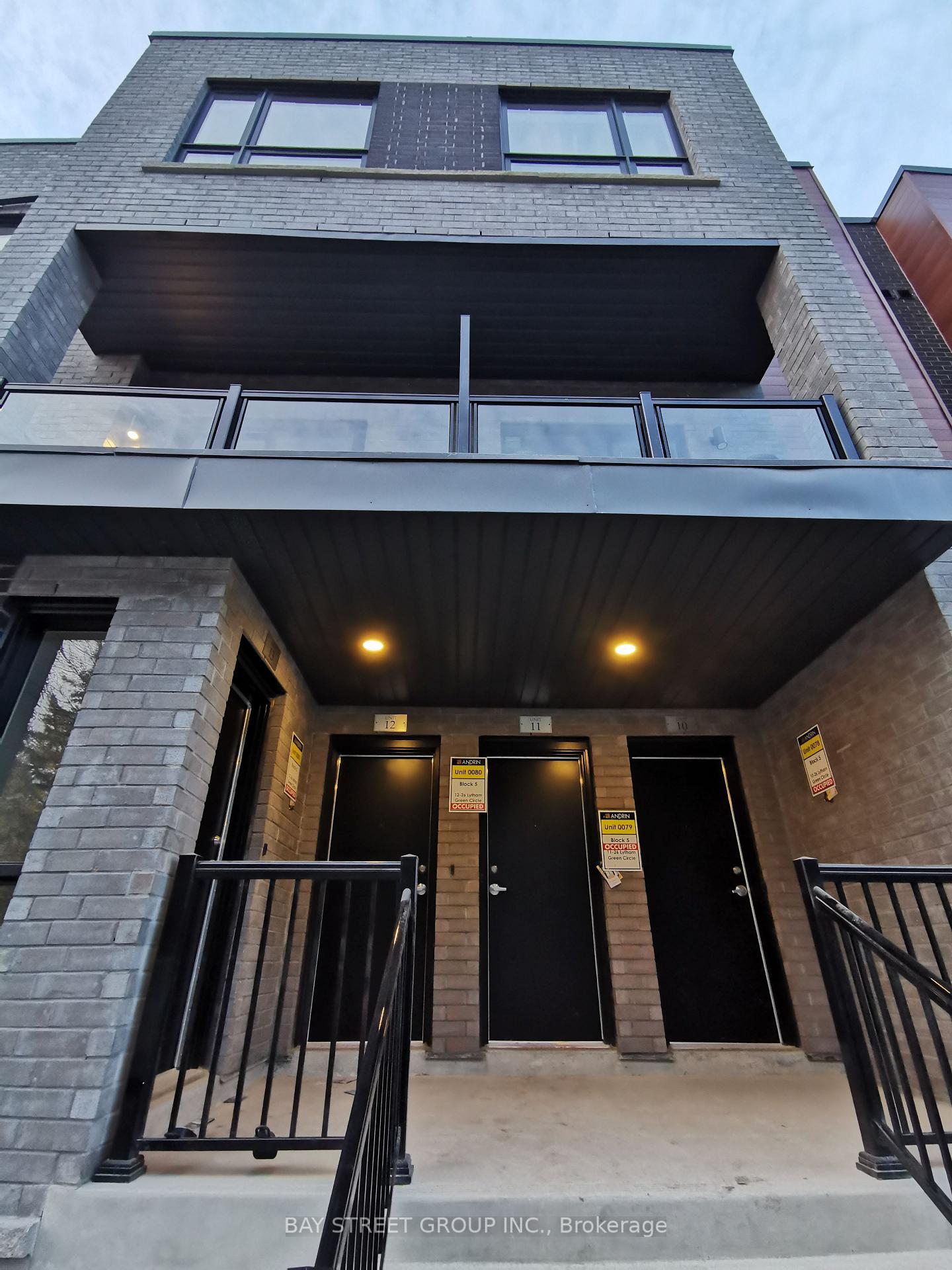 26-lytham-green-circle-newmarket-ontario-n12691908