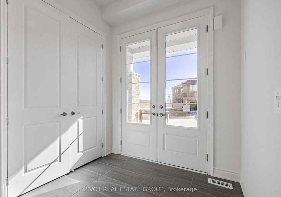 16-rowe-street-bradford-west-gwillimbury-ontario-n12692428