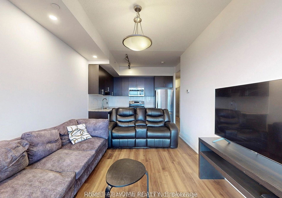 7165-yonge-street-markham-ontario-n12693138