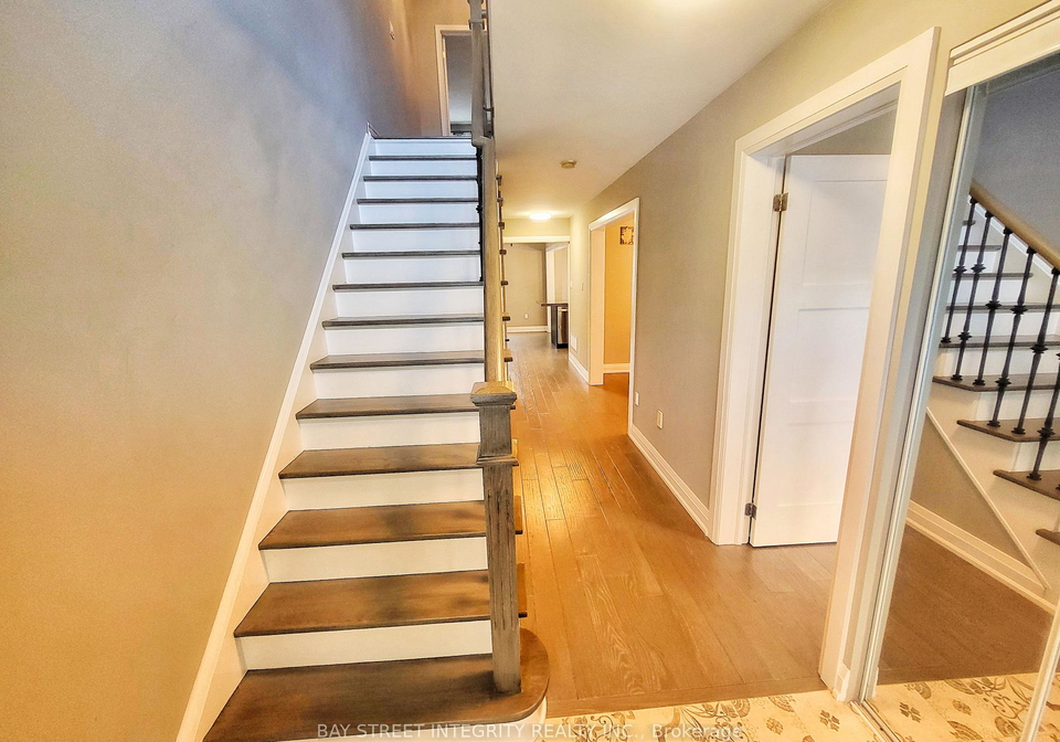 249-marble-place-newmarket-ontario-n12693704