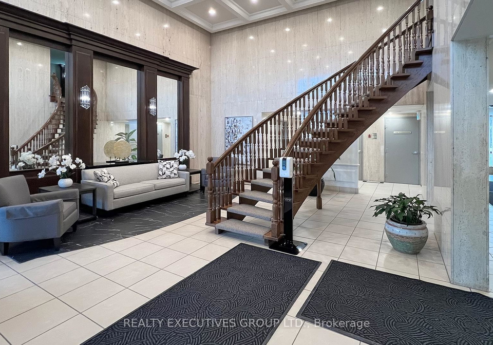 8111-yonge-street-markham-ontario-n12694946