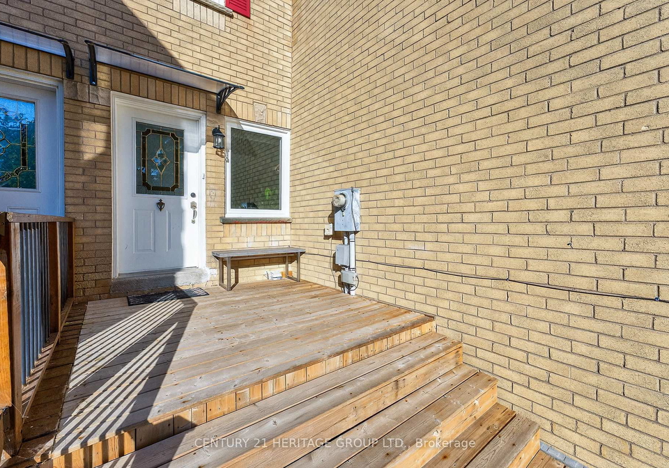 112-sandfield-drive-aurora-ontario-n12695306