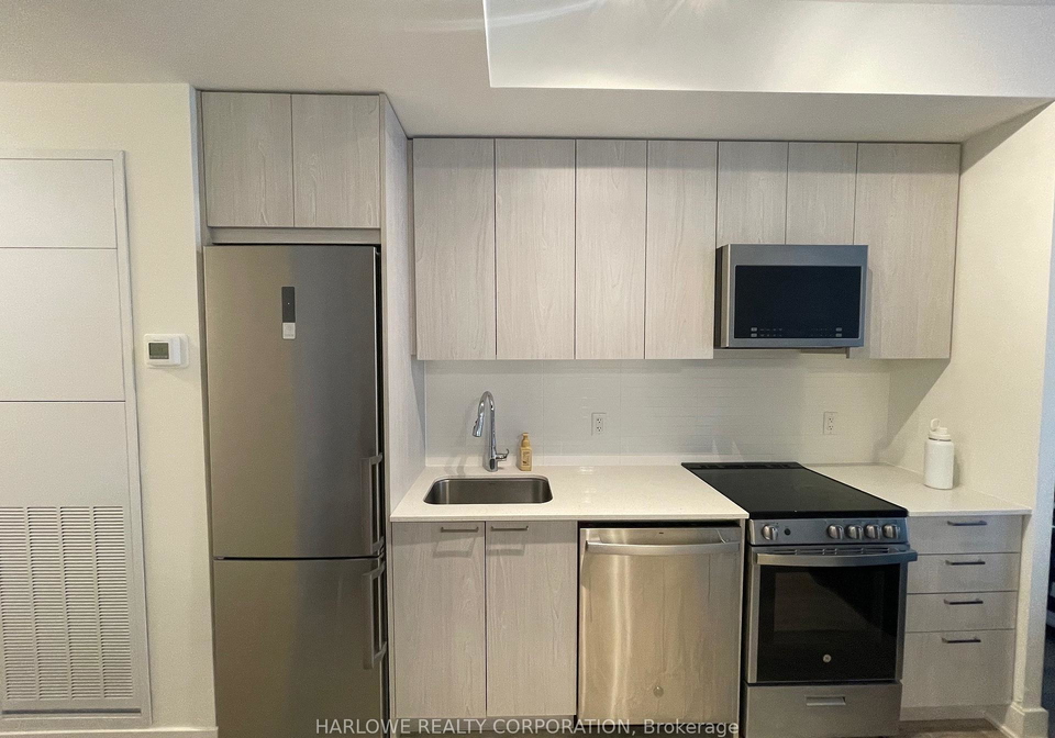 185-deerfield-road-newmarket-ontario-n12695966