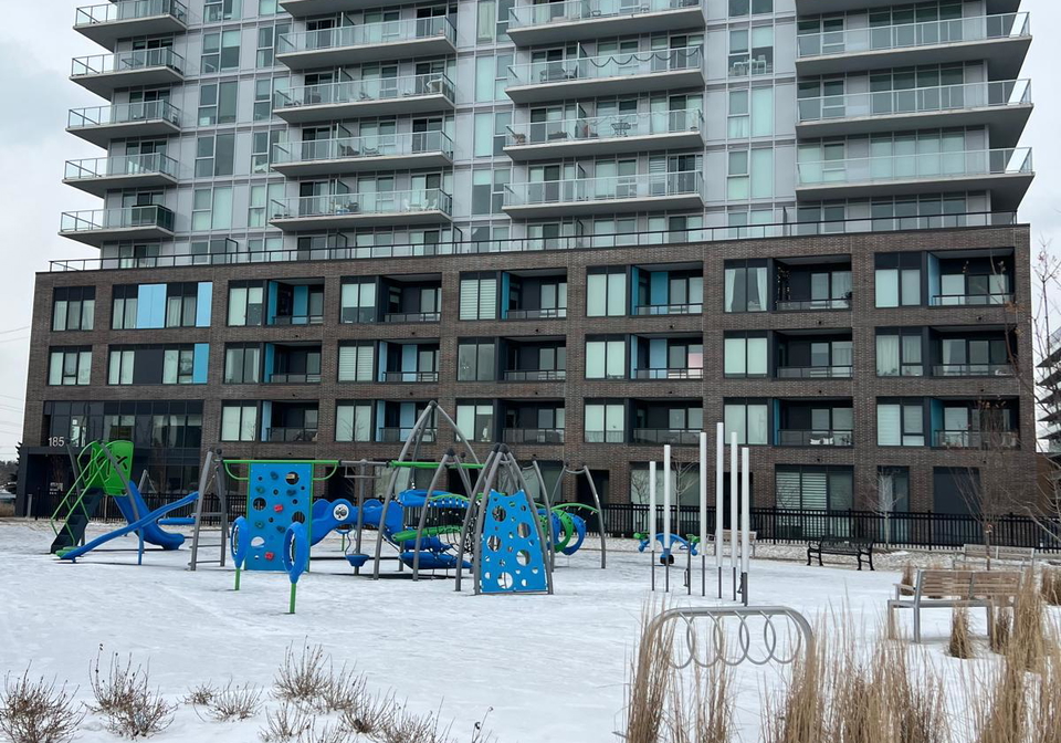 185-deerfield-road-newmarket-ontario-n12696594