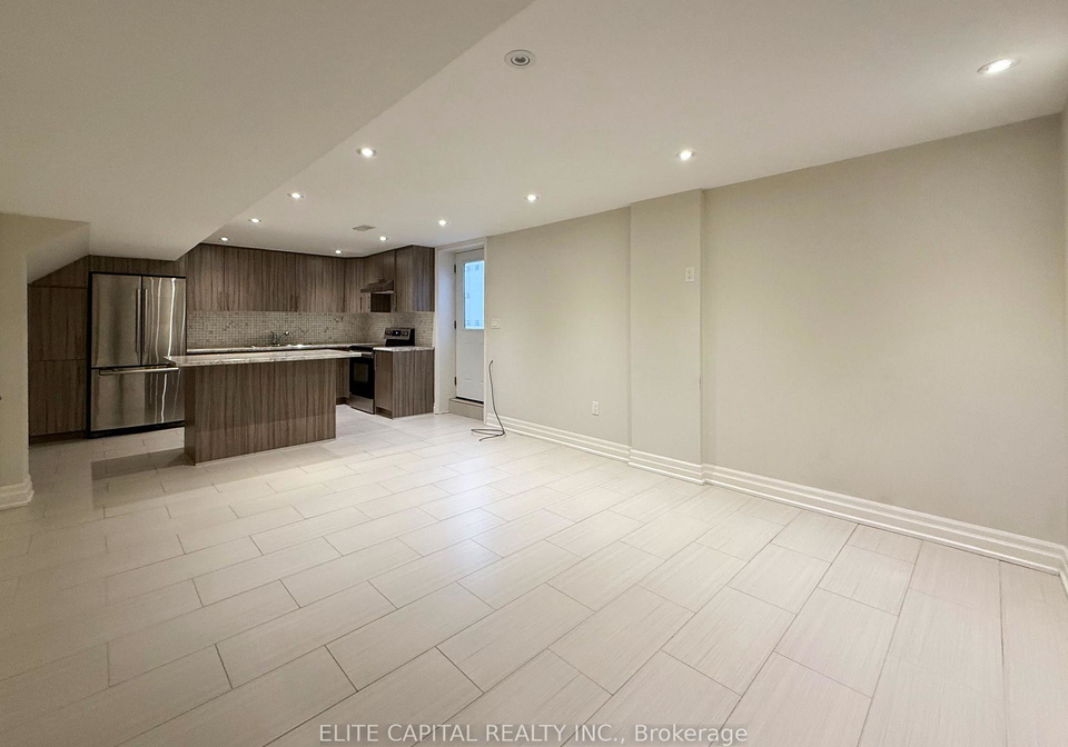 990-sherman-brock-circle-newmarket-ontario-n12697962