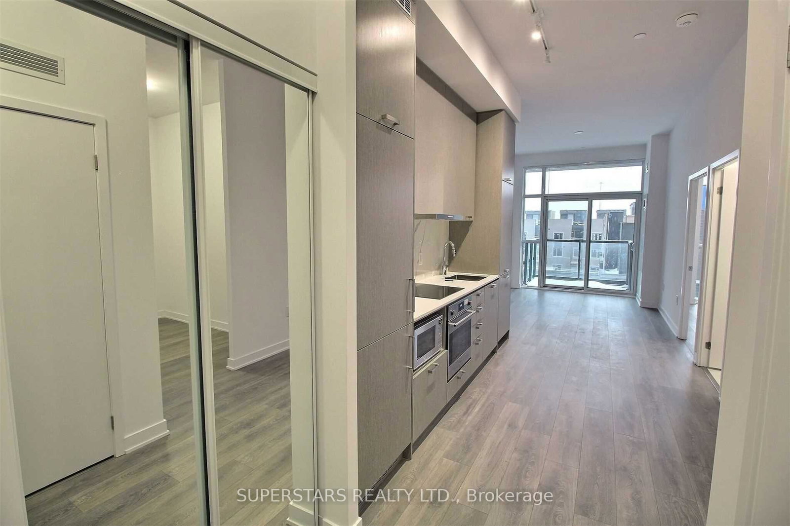 38-honeycrisp-crescent-vaughan-ontario-n12698186