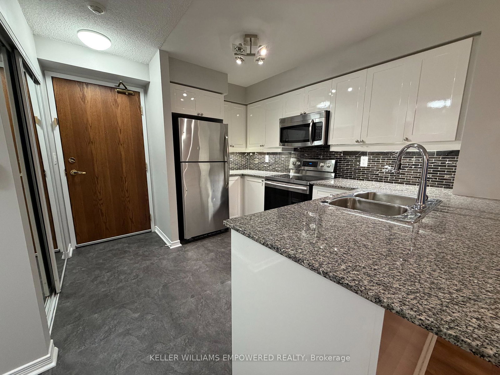 185-oneida-crescent-richmond-hill-ontario-n12698342