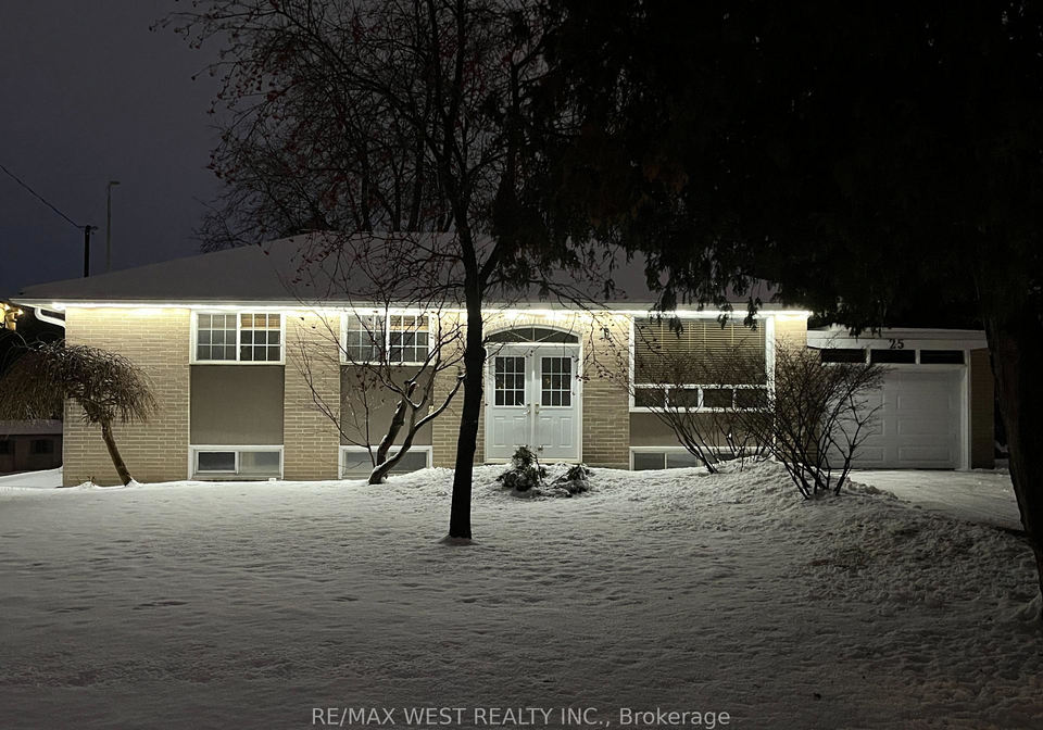 25-norman-avenue-king-ontario-n12698564