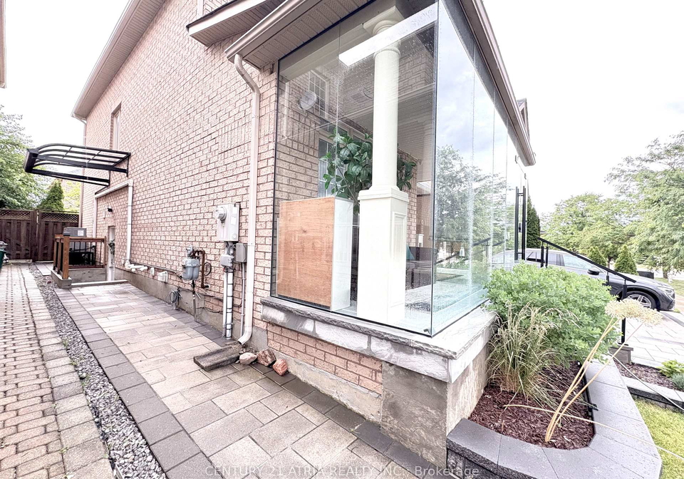 335-shirley-drive-richmond-hill-ontario-n12698640