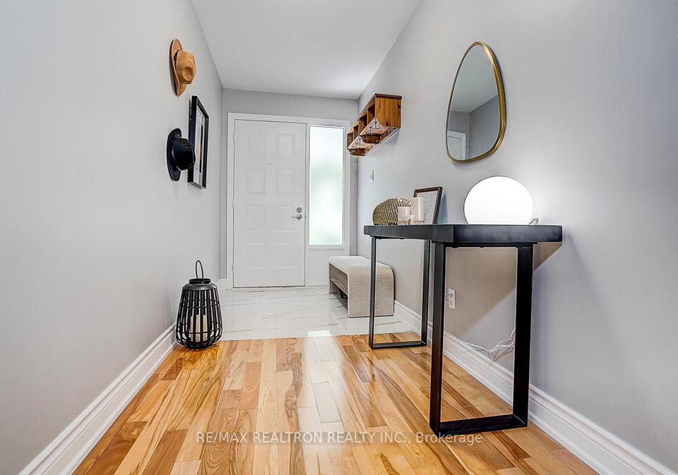9-earls-court-east-gwillimbury-ontario-n12698970