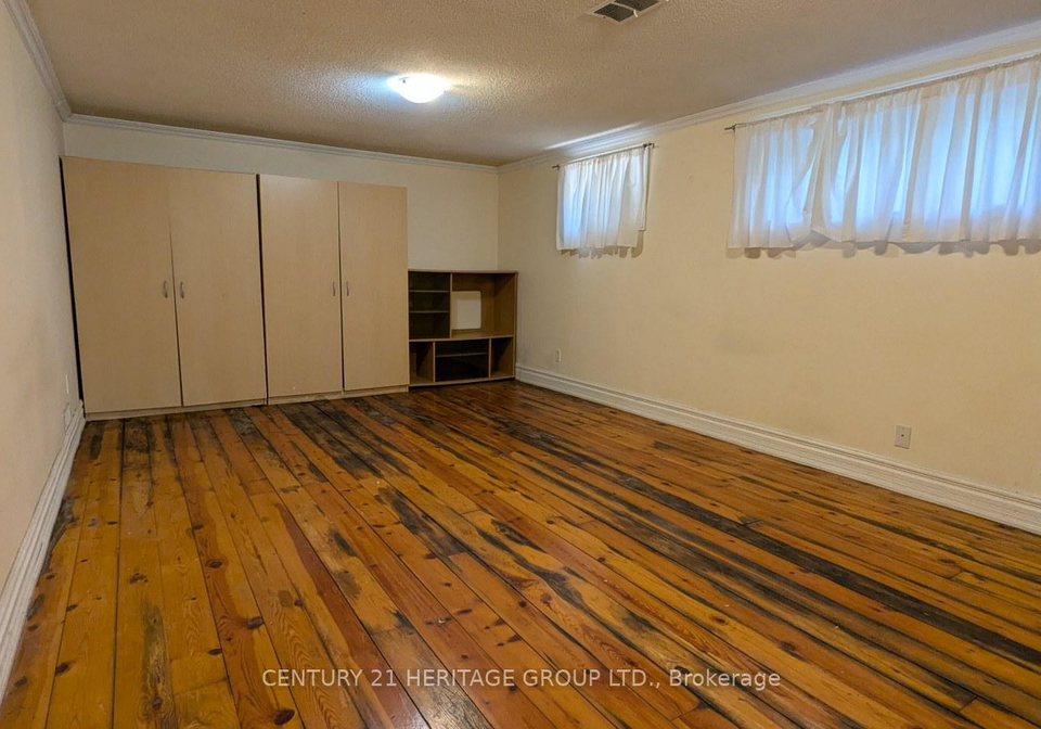 377-centre-street-e-richmond-hill-ontario-n12699710