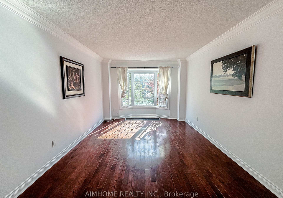 87-ballard-crescent-newmarket-ontario-n12701606