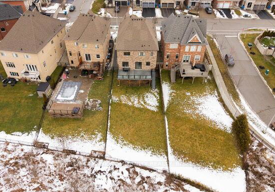 95-strawbridge-farm-drive-aurora-ontario-n12703458