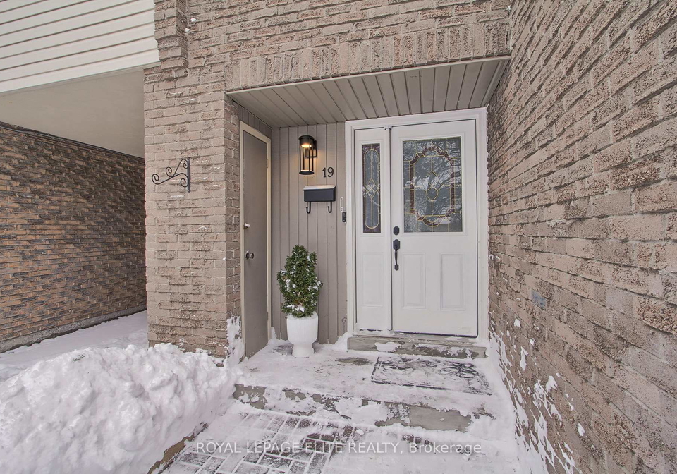 19-lindisfarne-way-markham-ontario-n12705992