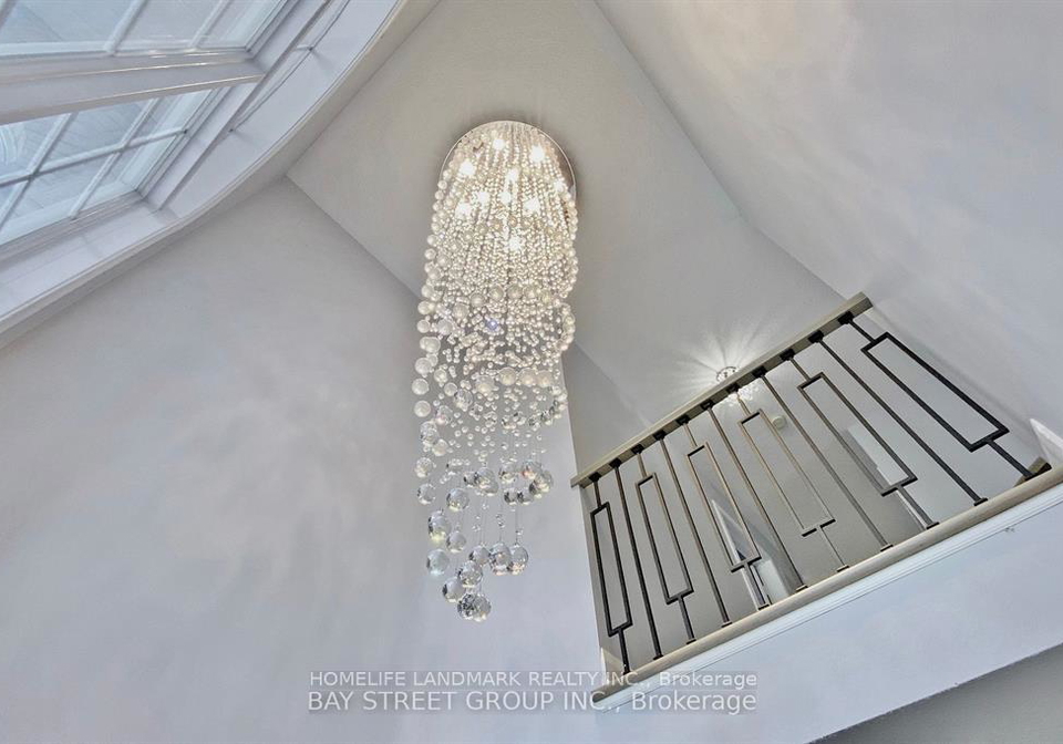 25-tower-bridge-crescent-s-markham-ontario-n12708422