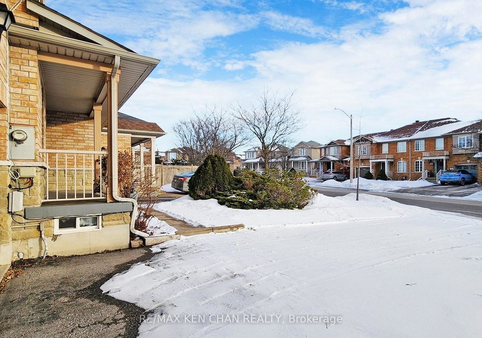 26-waterton-crescent-richmond-hill-ontario-n12710348