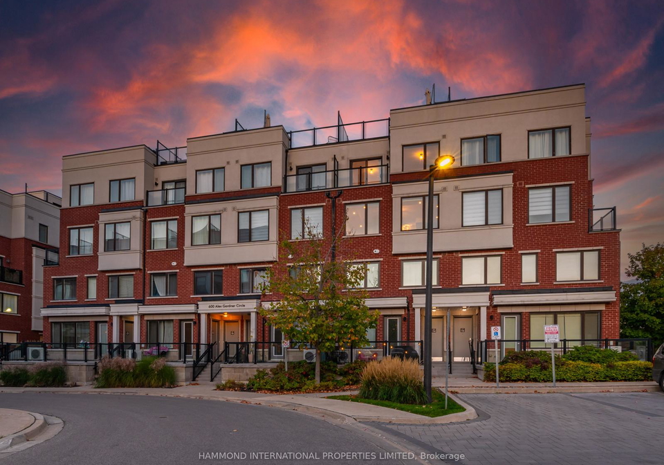 600-alex-gardner-circle-aurora-ontario-n12710734