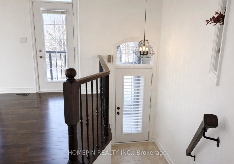 40-chapman-court-aurora-ontario-n12712058