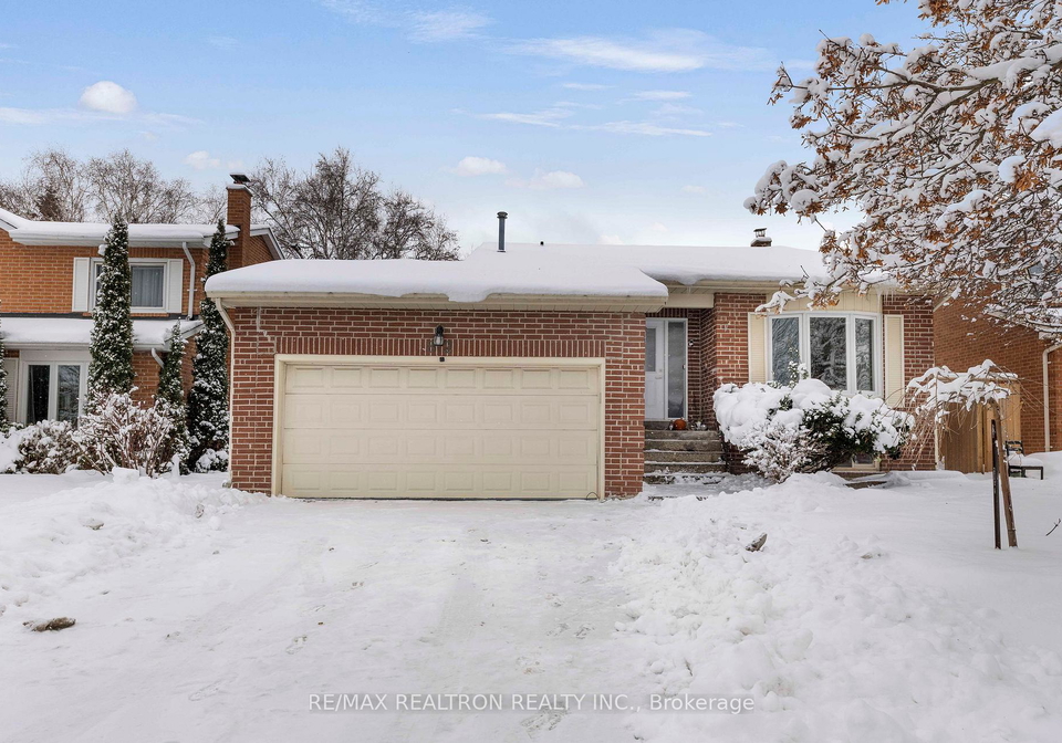 82-kingston-road-newmarket-ontario-n12713546